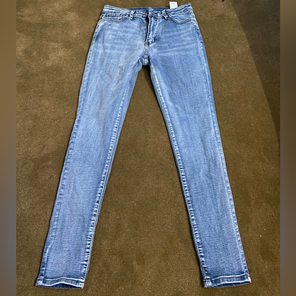 Women’s skinny jeans